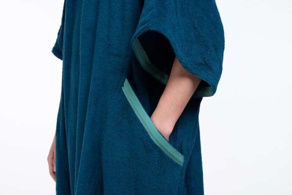 Luksusa pārģērbšanās pončo, zils - Image 17