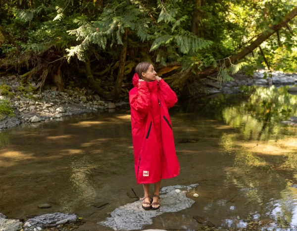Waterproof Changinig Robe Alter Evo - Siren Red - Image 20