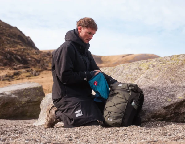 LIGHTWEIGHT WATERPROOF BACKPACK 22L - Image 19