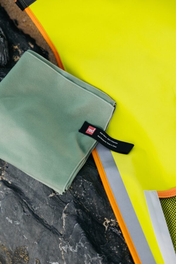 Quick-dry towel 80 x 40cm | Sage Green - Image 7