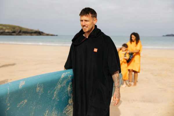 Towel poncho change robe - Stealth Black - Image 14