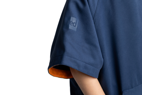 Kids Quick Dry Microfibre poncho - Admiral Blue - Image 4